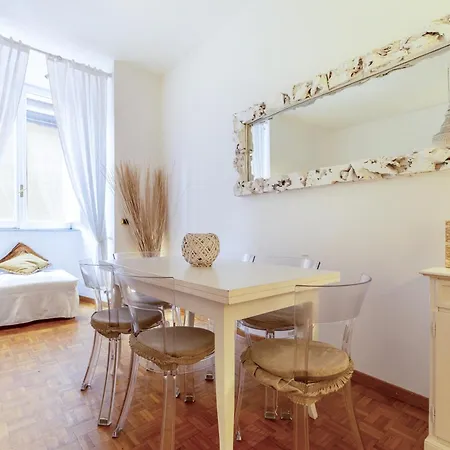 Splendid Trastevere Apartment Rom